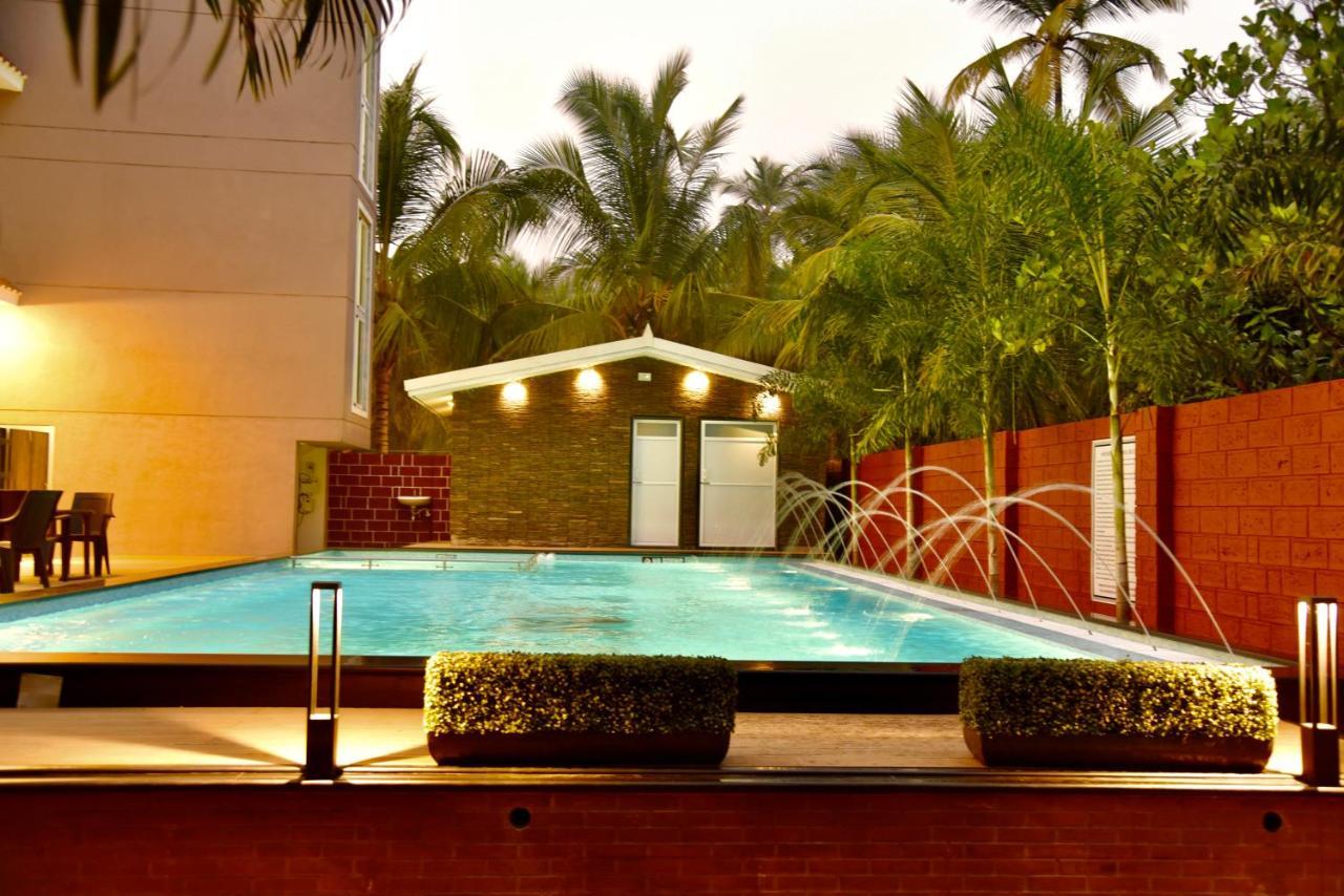 Jimmy Beach Resort Alībāg Ngoại thất bức ảnh